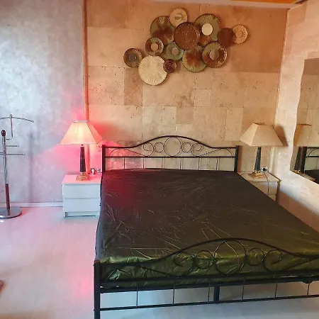 Neoo Homestay Constanta
